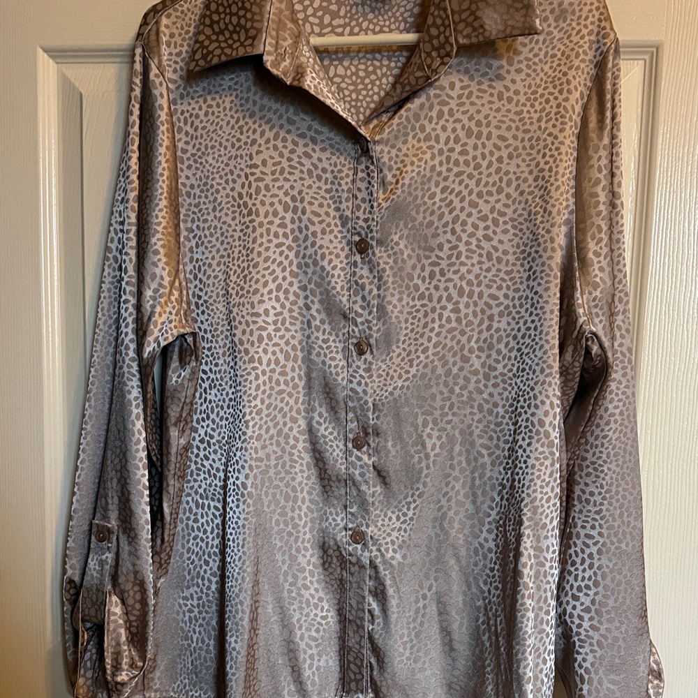 Elegant Gray Button Down Shirt
